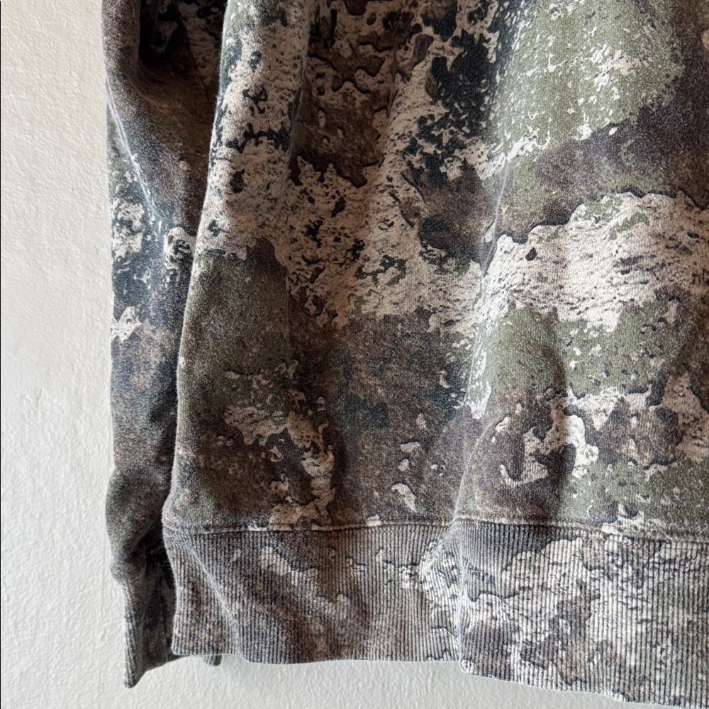 Cabela’s Camo Embroidered Logo Hoodie - Picture 8 of 12